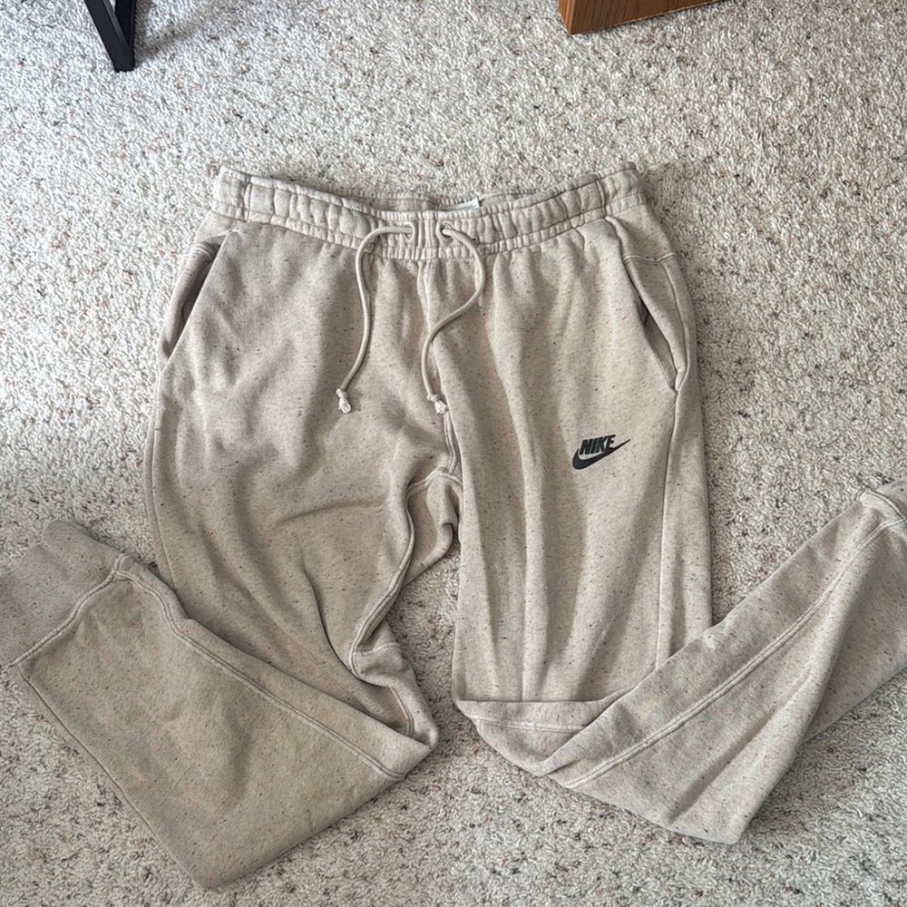 Nike Beige Joggers